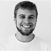 Passionné de photographie qui a appris cet art de manière autodidacte et sur la route !
